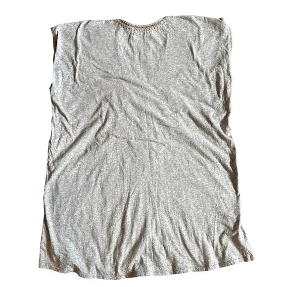 Johnny Was Embroidered Gray V-Neck Cotton Shirt Tunic Top Boho Size Medium - Picture 2 of 5
